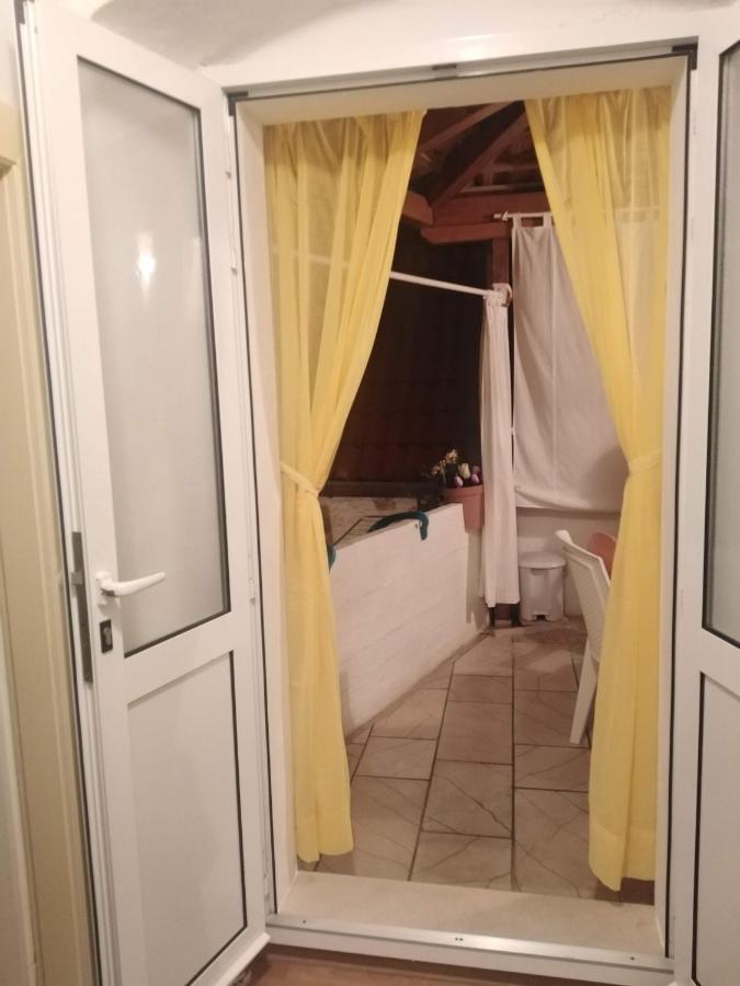 Apartment Nada Povlja  Zewnętrze zdjęcie