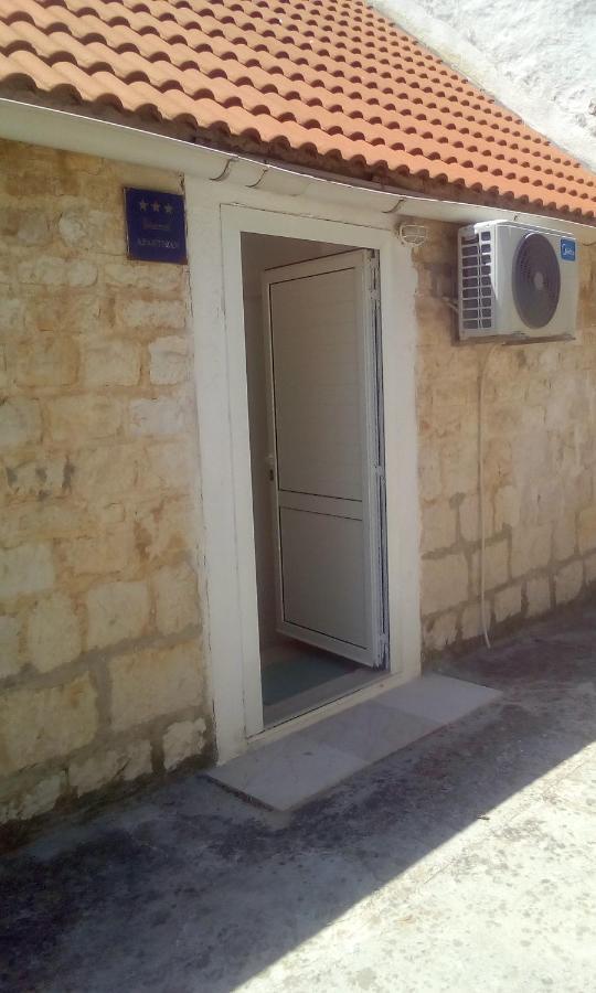 Apartment Nada Povlja  Zewnętrze zdjęcie