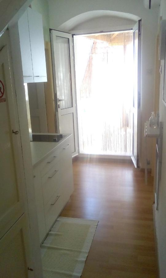 Apartment Nada Povlja  Zewnętrze zdjęcie
