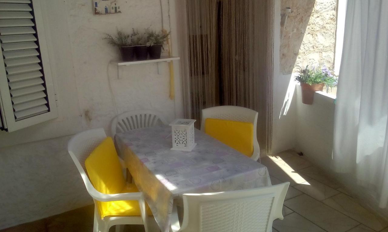 Apartment Nada Povlja  Zewnętrze zdjęcie